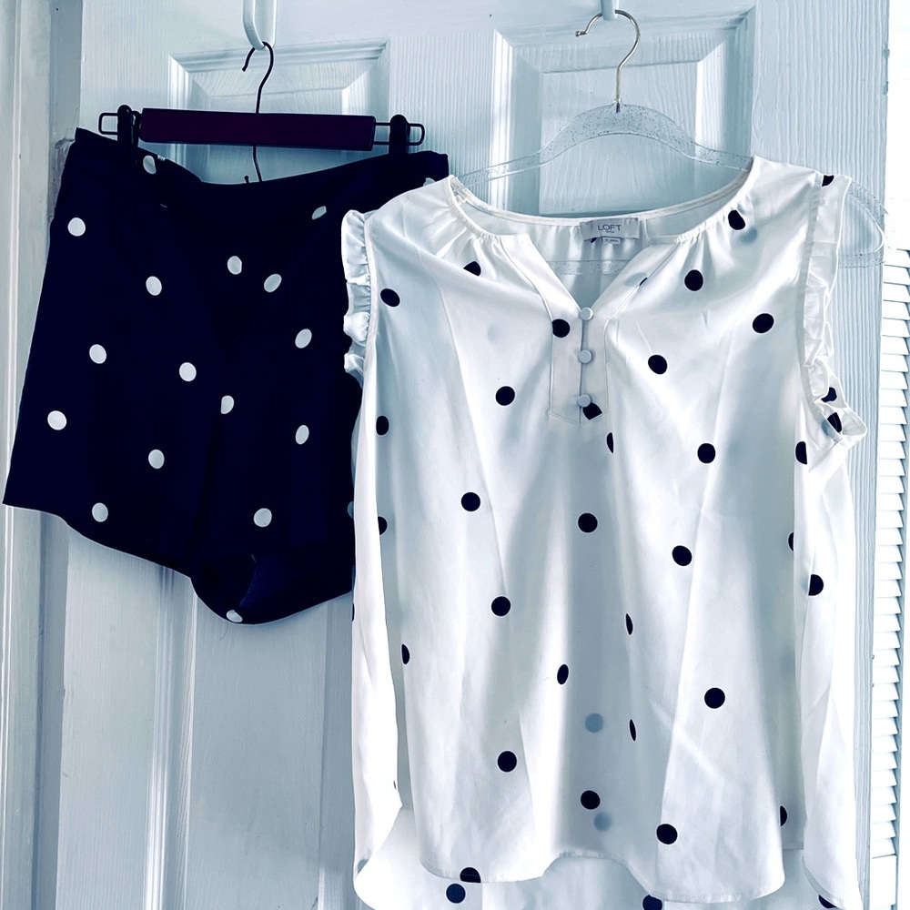 Black navy shorts w/cream polka dots, cream sleeveless  w/black navy polka dots.